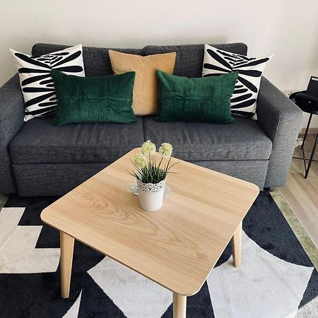 Ferienwohnung-Nils-Holgerson-Mit-Balkon-Zwischen-Strand-Wald-Wiese-Im-Suedosten-Der-Insel-Ruegen Gustow  Bagian luar foto